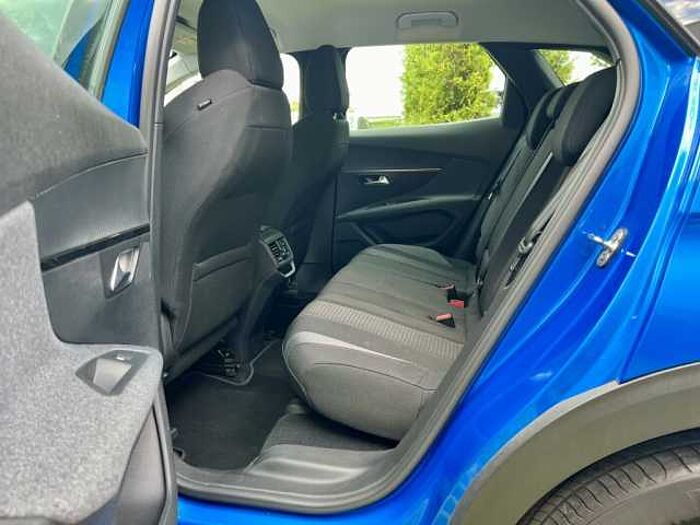 Peugeot 3008 PureTech 130 Stop & Start GPF Active Pack